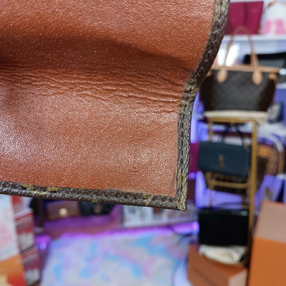 Louis Vuitton True Vintage Monogram Leather 4 ring Key Case Pouch - Picture 9 of 11